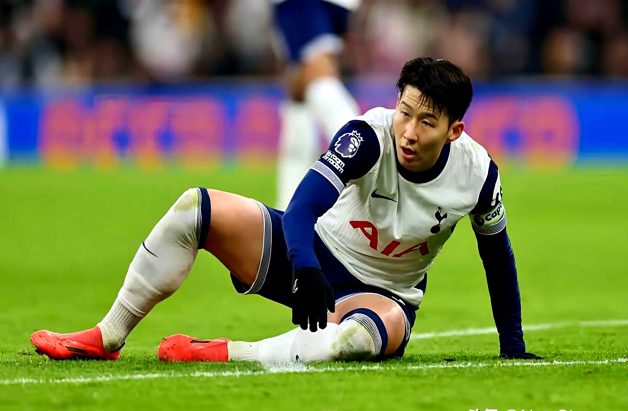 里昂险胜热刺，孙兴慜扑点救主英超